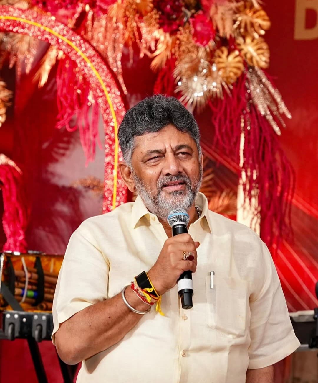 ಶಿವಕುಮಾರ್ ಪ್ರಮಾಣವಚನ, ಕಾಂಗ್ರೆಸ್ ಭವನ ಶಂಕುಸ್ಥಾಪನೆ