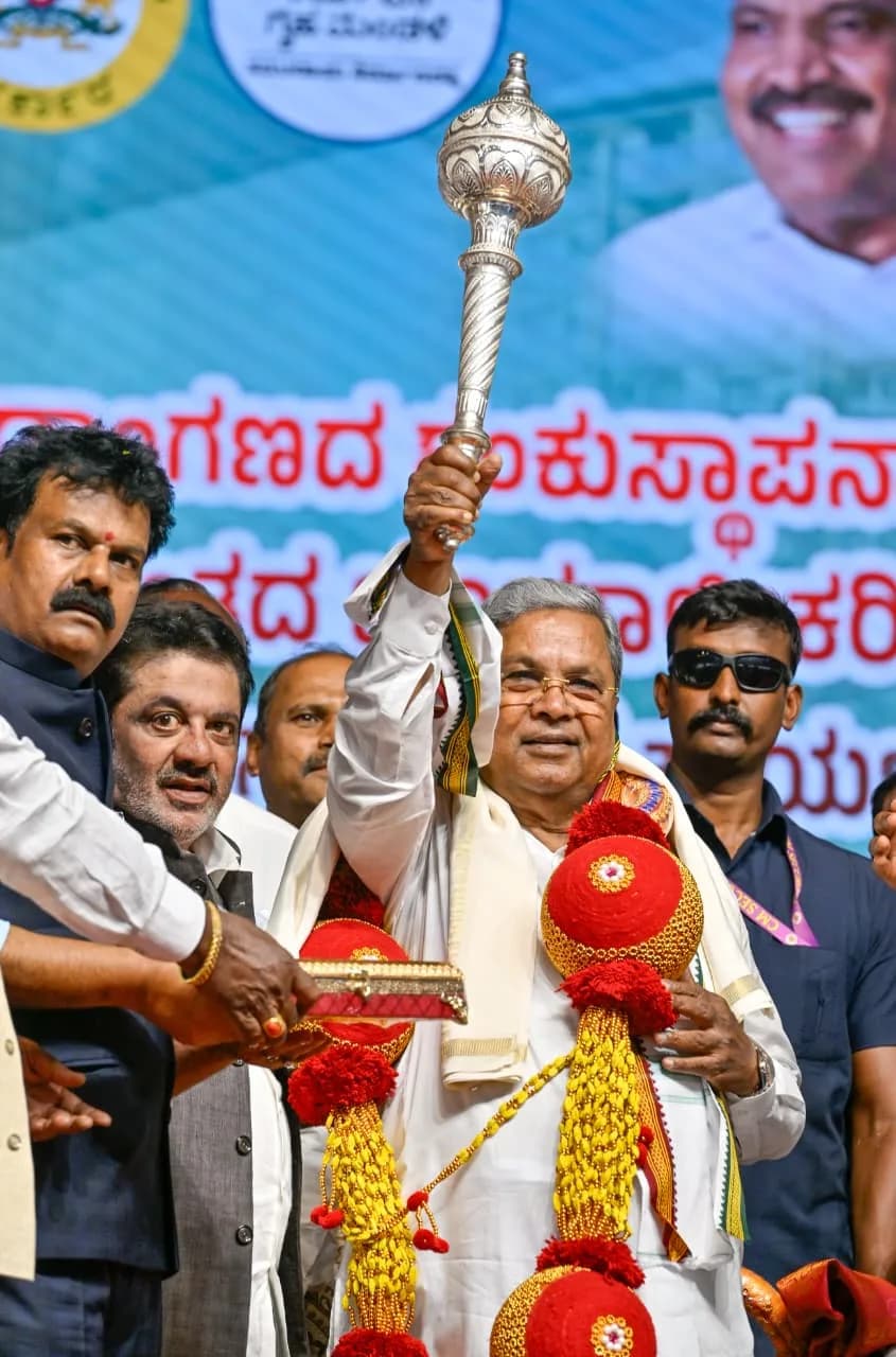 ದೆಹಲಿ ರಾಜಕಾರಣದಲ್ಲಿ ಸಿದ್ದರಾಮಯ್ಯ ಮೇಲುಗೈ? ಕಾಂಗ್ರೆಸ್ನಲ್ಲಿ ಈಗ ಸ್ಥಿರ ನಾಯಕತ್ವಕ್ಕೇ ಒತ್ತು