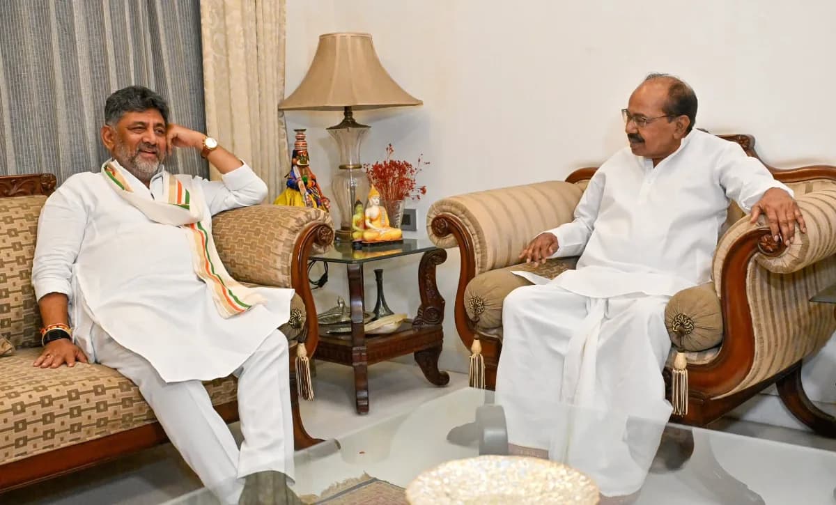ಮಾಜಿ ಮುಖ್ಯಮಂತ್ರಿಗಳ ನಿವಾಸಗಳಿಗೆ ಭೇಟಿ ನೀಡಿದ ಡಿ.ಕೆ. ಶಿವಕುಮಾರ್