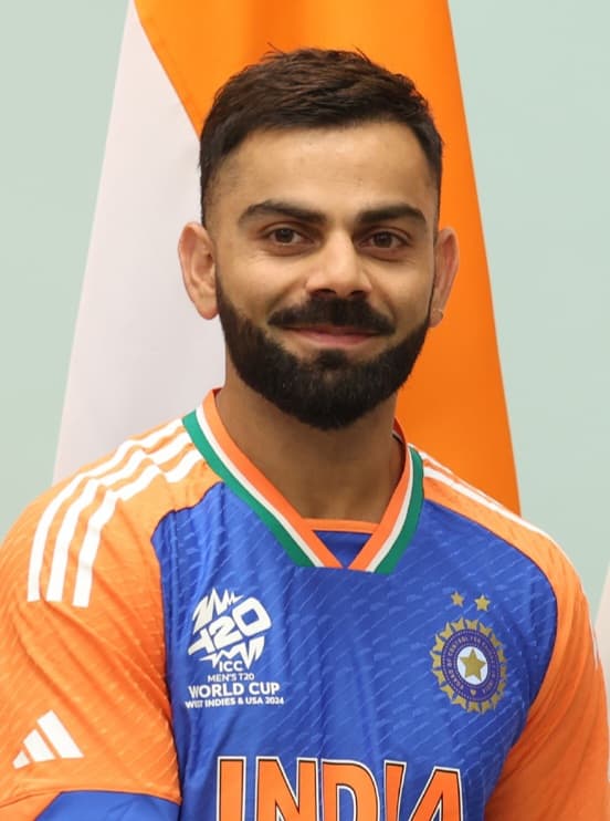 ಕೊಹ್ಲಿ ಅರ್ಧಶತಕದೊಂದಿಗೆ ಪಂಜಾಬ್ ವಿರುದ್ಧ 2 ದಾಖಲೆ ಬರೆಯುವ ಸುಲಭ ಹಂತ