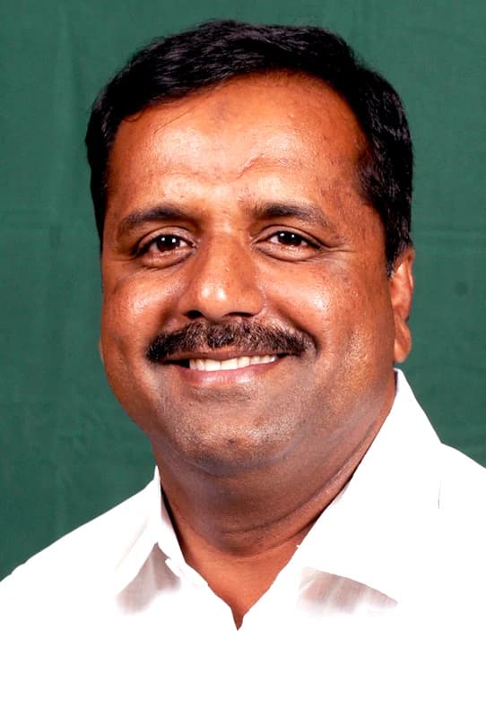 ರಸ್ತೆ ಗುಂಡಿಗಳಿಂದ ಪ್ರಾಣಹಾನಿಯಾದರೆ ಇಂಜಿನಿಯರ್ಗಳೇ ಹೊಣೆ: ಸಚಿವ ಖಾದರ್
