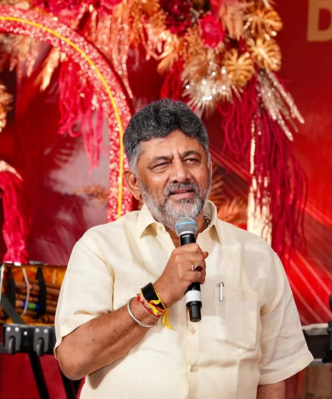 ಶಿವಕುಮಾರ್ ಪ್ರಮಾಣವಚನ, ಕಾಂಗ್ರೆಸ್ ಭವನ ಶಂಕುಸ್ಥಾಪನೆ